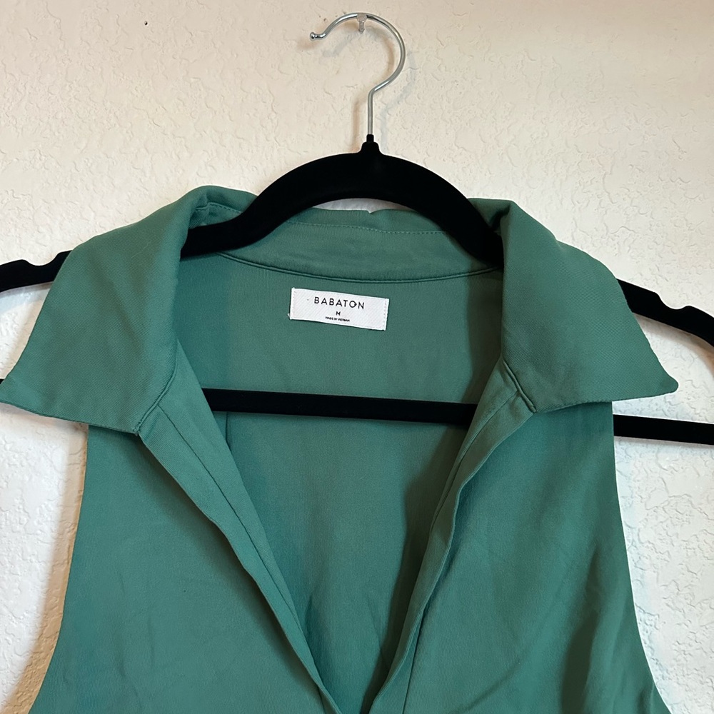 Aritzia Babaton Kelly Green Contour Polo Tank Medium - Picture 3 of 6
